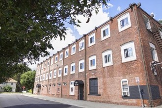 Dartmouth Place Mill Apartments in Pawtucket, RI - Building Photo - Building Photo