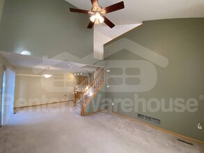 1010 68th St in West Des Moines, IA - Building Photo - Building Photo