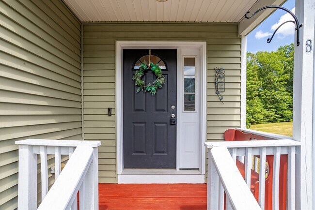 8 Alden Dr in Berlin, MA - Building Photo - Building Photo