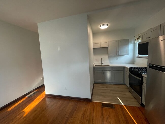 property at 1222 Washington Pike