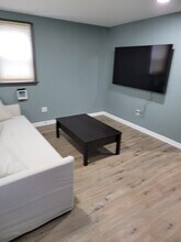 511 Ocean St in Barnstable, MA - Building Photo - Building Photo