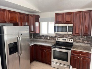 8871 SW 24th Pl in Miramar, FL - Building Photo - Building Photo