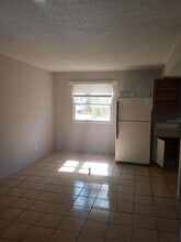 2700 Palmadelia Ave in Sarasota, FL - Building Photo - Building Photo