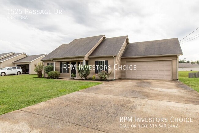 property at 1525 Passage Dr