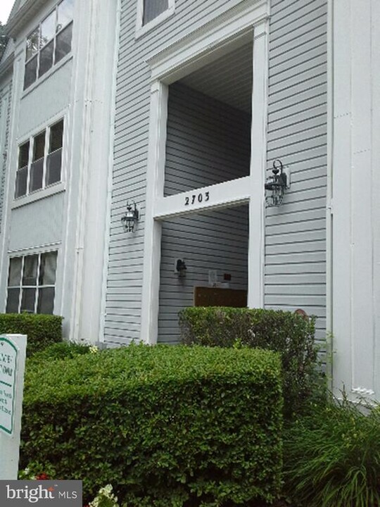 2703 Leaf Drop Ct in Silver Spring, MD - Building Photo