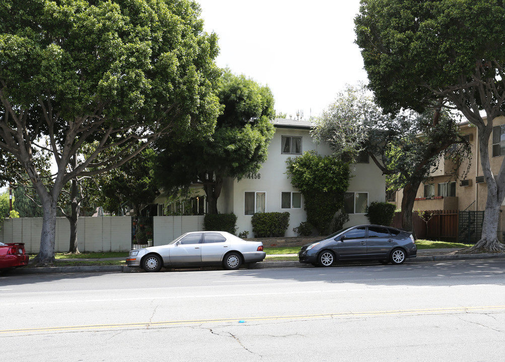 4450 Overland Ave in Culver City, CA - Building Photo