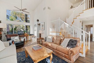 5508 Caminito Exquisito in San Diego, CA - Building Photo