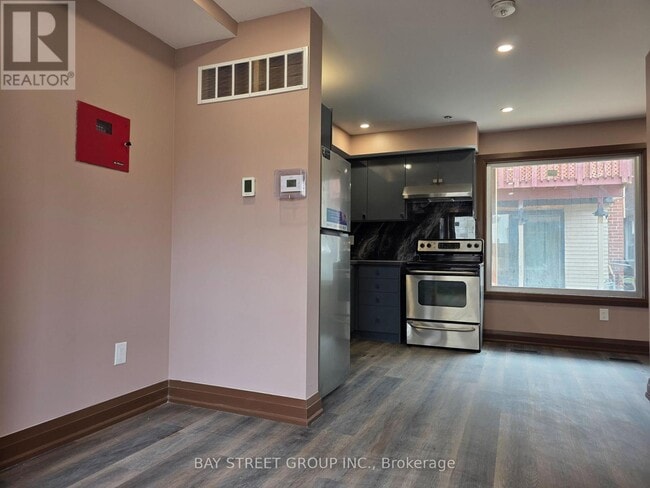 108 Chatham Ave in Toronto, ON - Building Photo - Building Photo