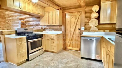 520 Day Break Rd in Bonners Ferry, ID - Building Photo - Building Photo