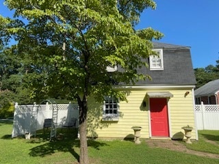 121 Lafayette Rd, Unit A