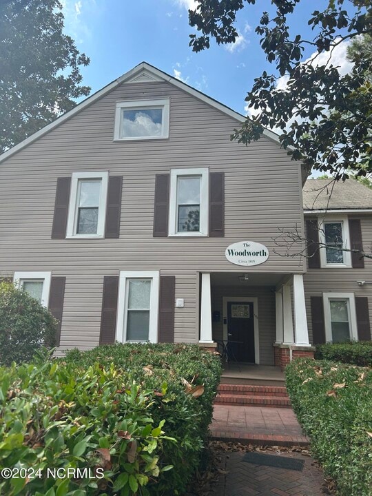 180 N Bennett St in Southern Pines, NC - Building Photo