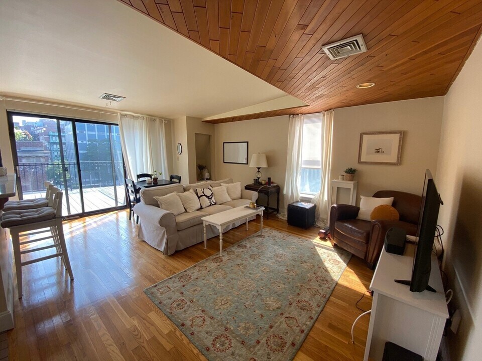 42 Worcester Square-Unit -13 in Boston, MA - Building Photo