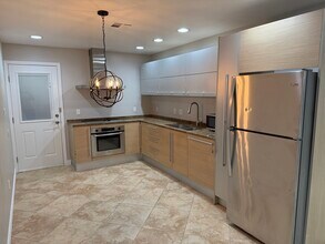 1850 E Maryland Ave in Phoenix, AZ - Building Photo - Building Photo
