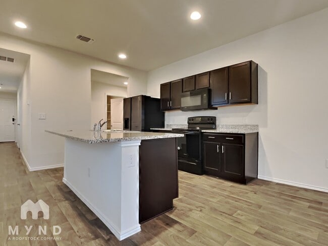 14926 Talus Rd in Manor, TX - Building Photo - Building Photo