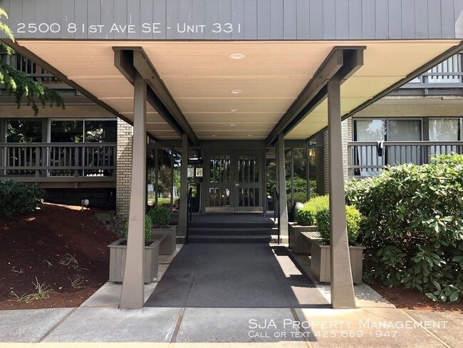 2500 81st Ave SE-Unit -Unit 331 in Mercer Island, WA - Building Photo - Building Photo