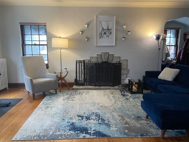 2921 Sunset Blvd in Minneapolis, MN - Building Photo - Building Photo