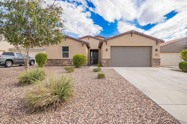 1035 Carlsbad Dr in San Tan Valley, AZ - Building Photo - Building Photo