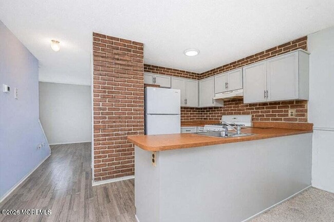 property at 1311 Paris Ct