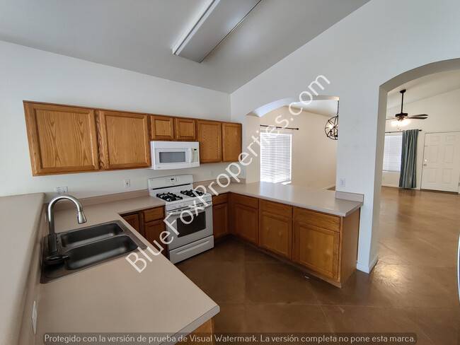 9235 E Muleshoe St in Tucson, AZ - Building Photo - Building Photo