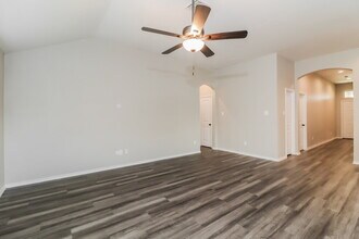 424 Bishopgate Ct in Crowley, TX - Building Photo - Building Photo