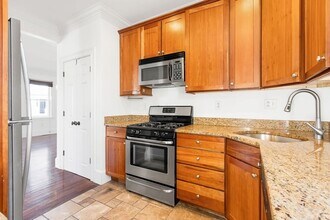 21 Cawfield St in Boston, MA - Building Photo - Building Photo