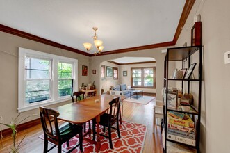 3649 3rd Ave S, Unit #2 in Minneapolis, MN - Foto de edificio - Building Photo