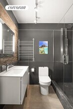 255 E 49th St in New York, NY - Building Photo - Building Photo