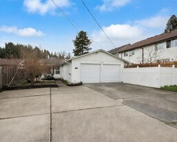 18020 SW Blanton St in Beaverton, OR - Building Photo