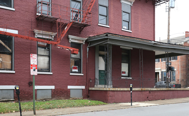 Lindsey House in Covington, KY - Foto de edificio - Building Photo