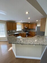 20329 Berry Cir in Cornelius, NC - Building Photo - Building Photo