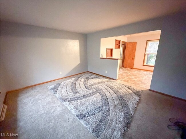 3380 Sunnybrooke Dr in Youngstown, OH - Building Photo - Building Photo