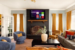 13702 Yellow Oak Cir in San Antonio, TX - Building Photo