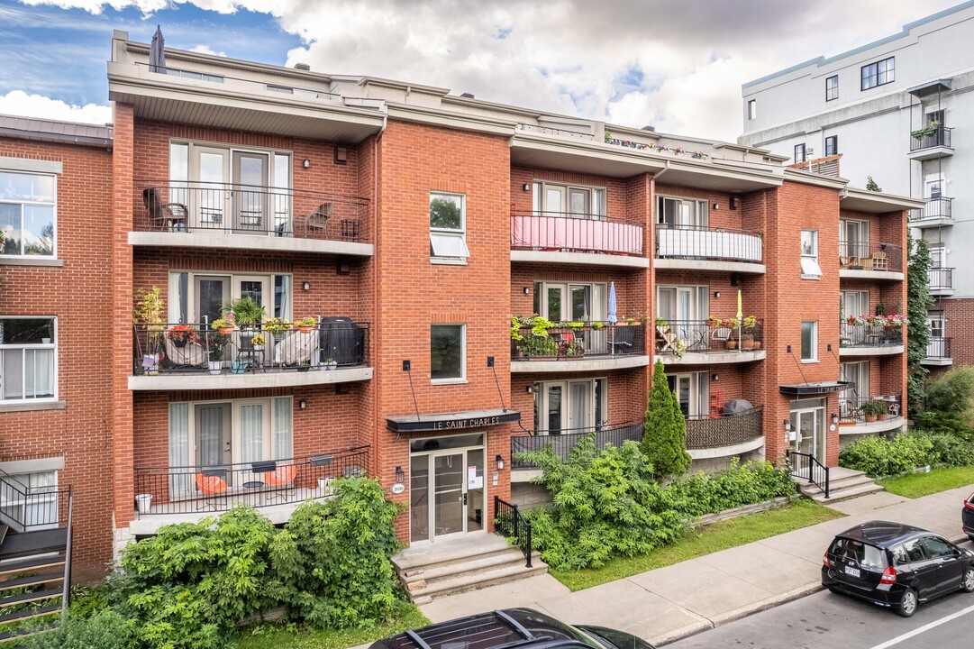 2830 Saint-Charles Rue in Montréal, QC - Building Photo