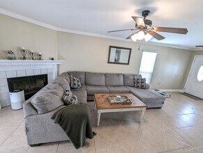 437 Bridgewater Ct in Mary Esther, FL - Building Photo - Building Photo