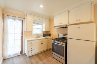 17645 Peak Ave in Morgan Hill, CA - Building Photo - Building Photo