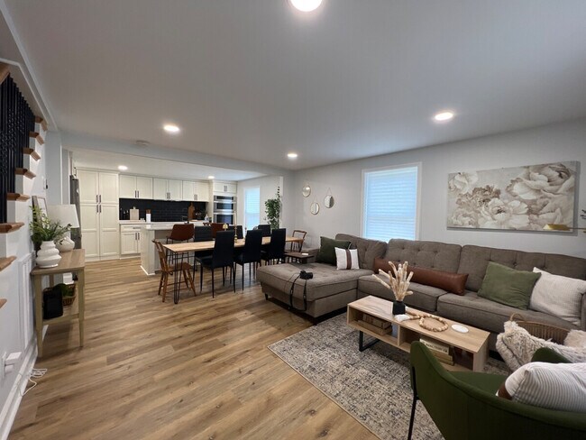126 Chestnut St in Greenville, SC - Building Photo - Building Photo