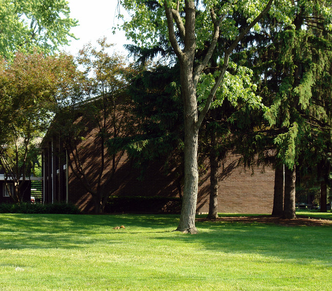 Valleybrook in Toledo, OH - Foto de edificio - Building Photo