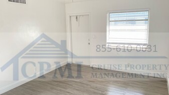 115 NE 5 St in Pompano Beach, FL - Foto de edificio - Interior Photo