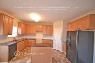 2823 Beaut Ct in Snellville, GA - Foto de edificio - Building Photo