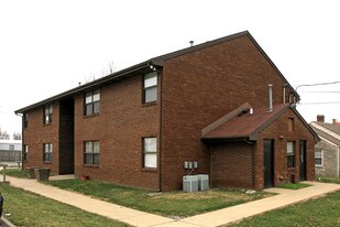 100 Elm St in Eminence, KY - Building Photo