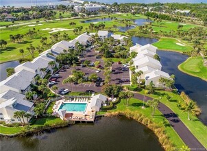 5537 NE Gulfstream Way in Stuart, FL - Foto de edificio - Building Photo