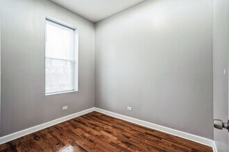 1319 W Garfield Blvd in Chicago, IL - Building Photo - Building Photo
