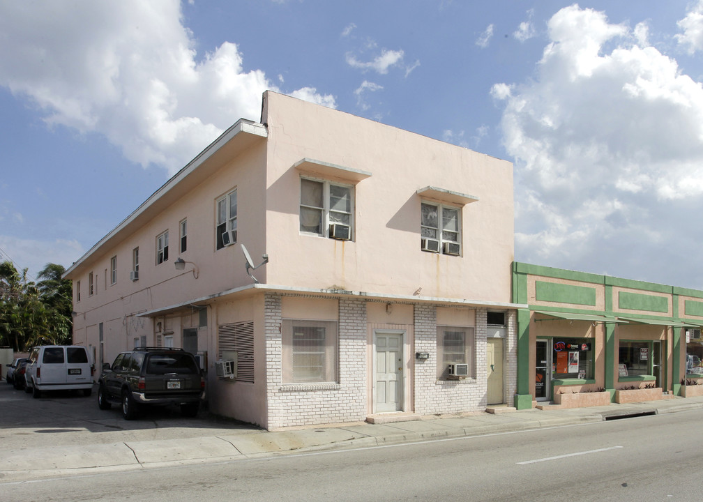 4110 Broadway in West Palm Beach, FL - Building Photo