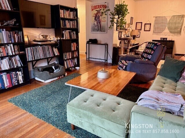 1955 Commonwealth Ave in Boston, MA - Building Photo - Building Photo