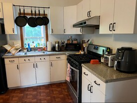153 Cherry St, Unit 2 in Cambridge, MA - Building Photo
