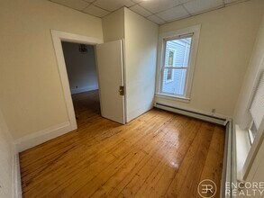 48 Florence St in Somerville, MA - Foto de edificio - Building Photo