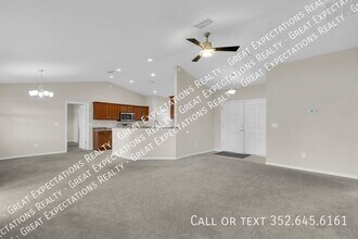 11302 SW 62nd Cir in Ocala, FL - Foto de edificio - Building Photo