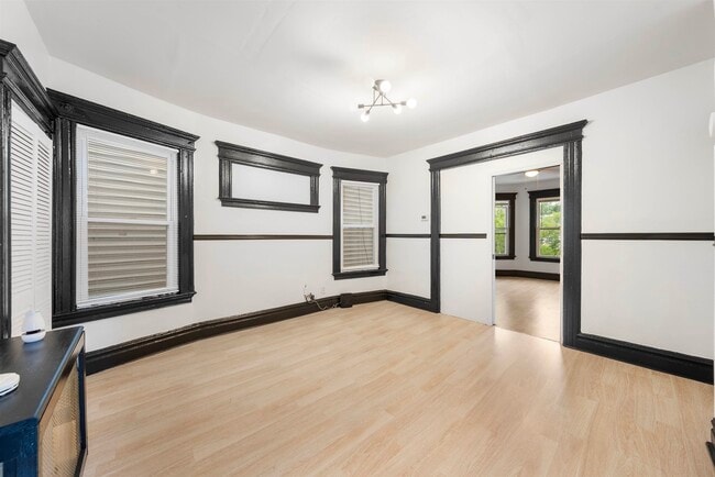 209 N 11th St in Newark, NJ - Building Photo - Building Photo