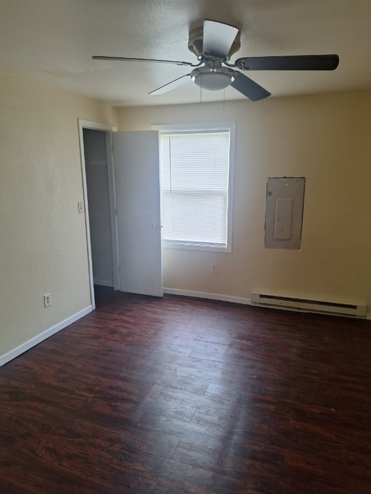 1421B Superior in Sheboygan, WI - Building Photo