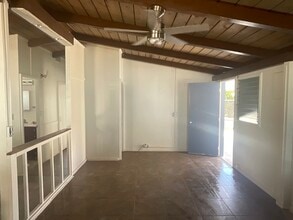2374 Anihinihi St in Pearl City, HI - Building Photo - Building Photo